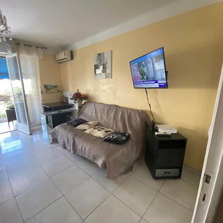 Appartement A Cannes Exterior foto